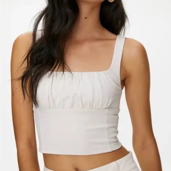 Wilfred Tops - Aritzia Wilfred Free Cropped Tank Top